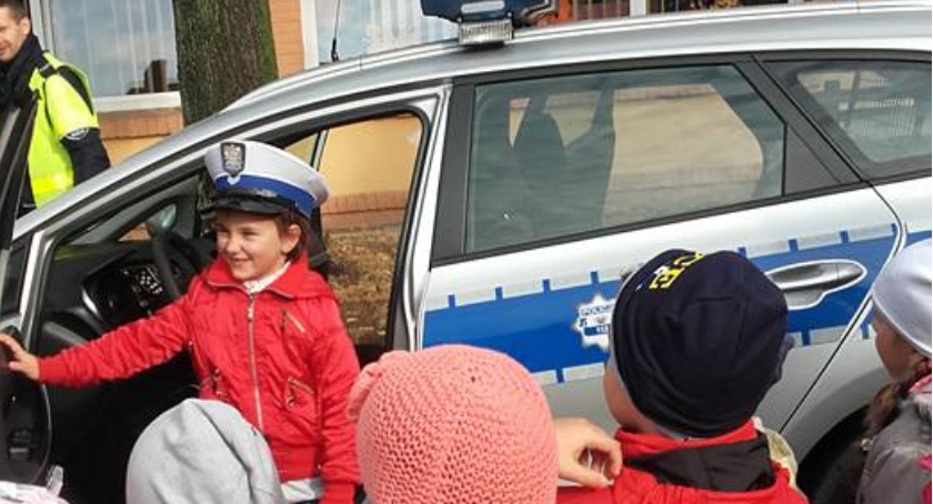 Wizyta Policji w przedszkolu w Małej Wsi.