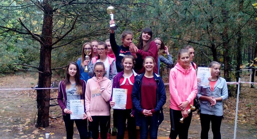  Kluby Sportowe Orange - SKS Bulkowo -Powiatowe Sztafetowe Biegi Przełajowe - Podgórze,  