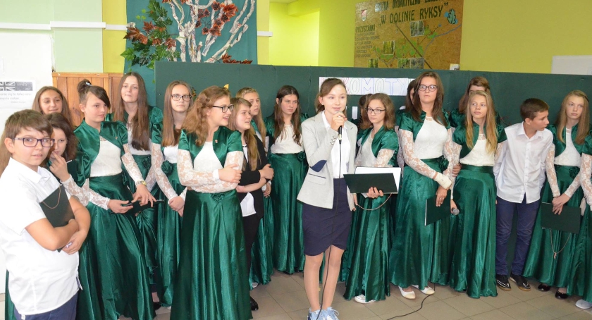  Święto Szkoły w Gimnazjum Mała Wieś