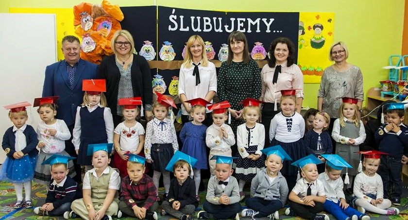 Pasowanie na Przedszkolaka w Szkole Podstawowej w Młodzieszynie.