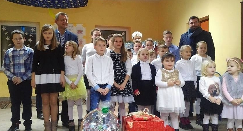 Św. Mikołaj w  Świetlicy środowiskowej w Grodkowie 