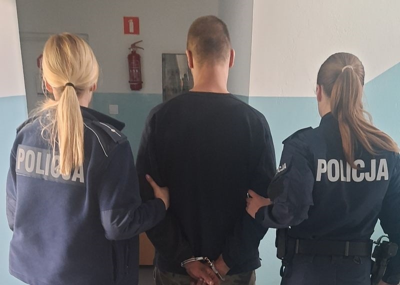 KOLEDZY W RĘKACH POLICJI! JEDEN PRZEWOZIŁ NARKOTYKI, DRUGI UKRADŁ AUTO