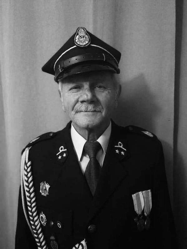 ŻEGNAJĄ KOLEGĘ STRAŻAKA. DRUH JURCZYK SŁUŻYŁ W OSP OD 40 LAT
