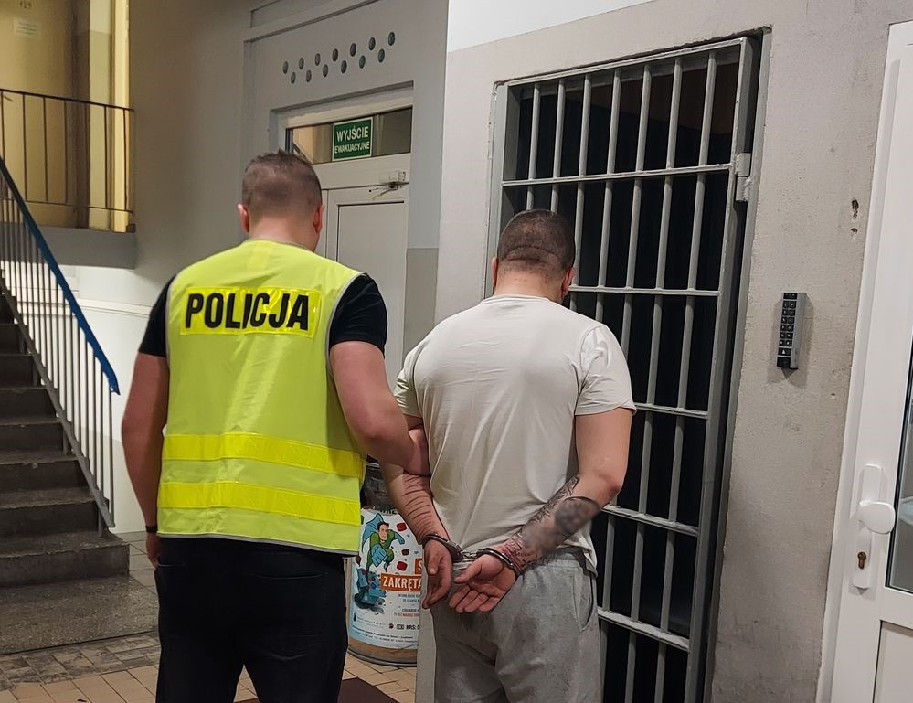NAROBIŁ SZKÓD NA 8 TYSIĘCY ZŁOTYCH