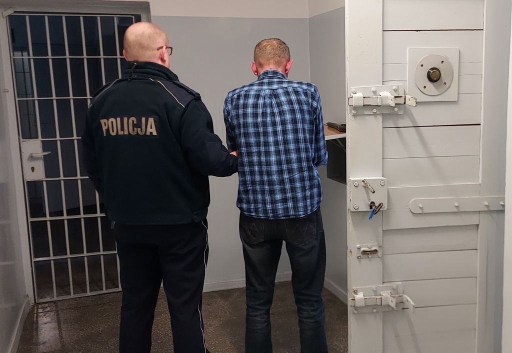 MOGŁO DOJŚĆ DO TRAGEDII NA DRODZE. ŚWIADEK ZATRZYMAŁ PIJANEGO KIEROWCĘ