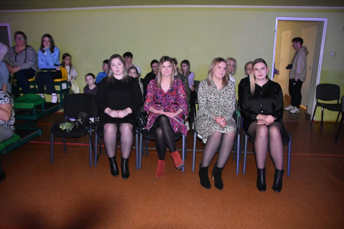 CHWILA ROZRYWKI TEŻ SIĘ NALEŻY