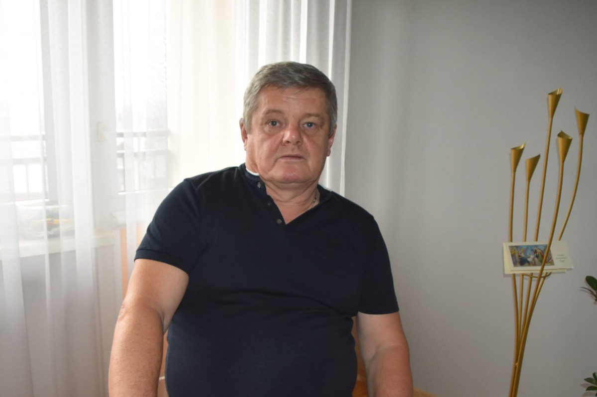 REPREZENTUJE INTERESY MIESZKAŃCÓW