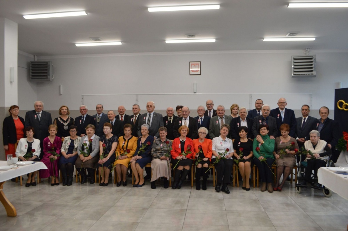 CIĄGLE WIERNI MAŁŻEŃSKIEJ PRZYSIĘDZE