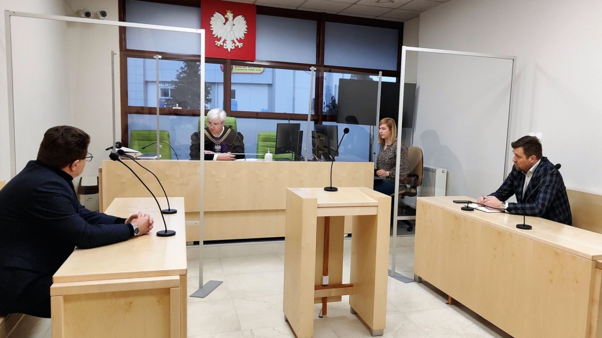 OKRASA PRZEGRYWA W SĄDZIE. SPRAWA KOSZTOWAŁA GMINĘ 265 TYS. ZŁ
