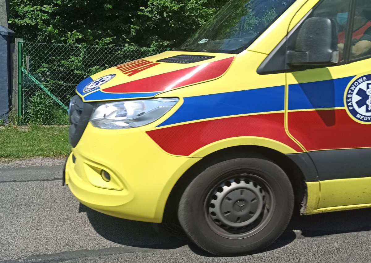 ZNOWU POTRĄCENIE NA PASACH. POSZKODOWANA 26-LATKA