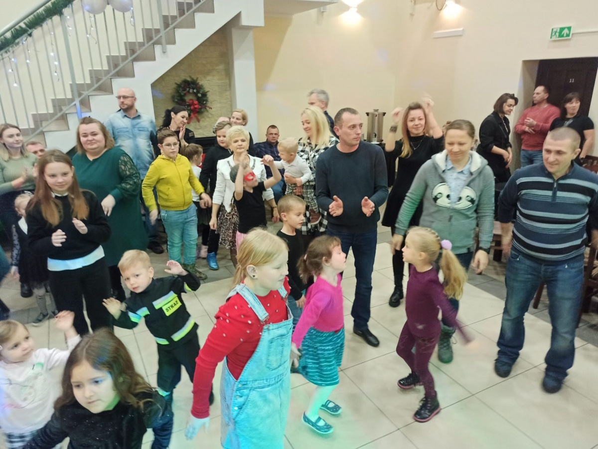 TAŃCOM I PODSKOKOM NIE BYŁO KOŃCA