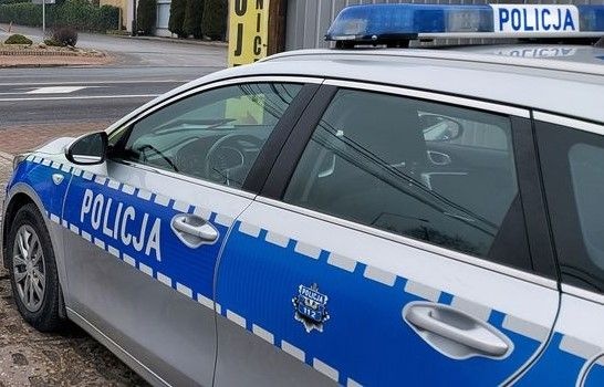 61-LATEK MIAŁ PONAD 2 PROMILE I KIEROWAŁ