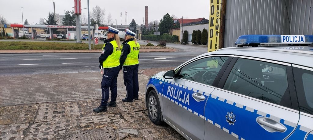 154 WYKROCZENIA JEDNEGO DNIA