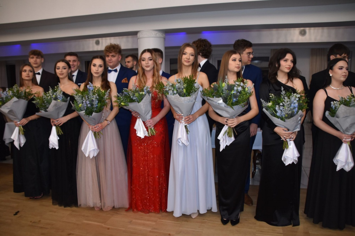 BAL POCZĄTKU I KOŃCA