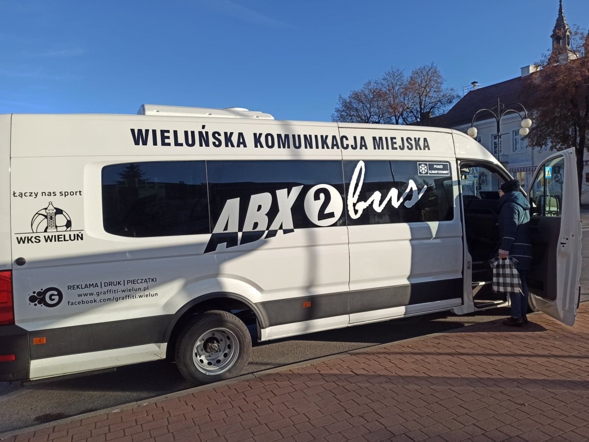 KONIEC ERY BEZPŁATNEJ KOMUNIKACJI (NIE)MIEJSKIEJ?