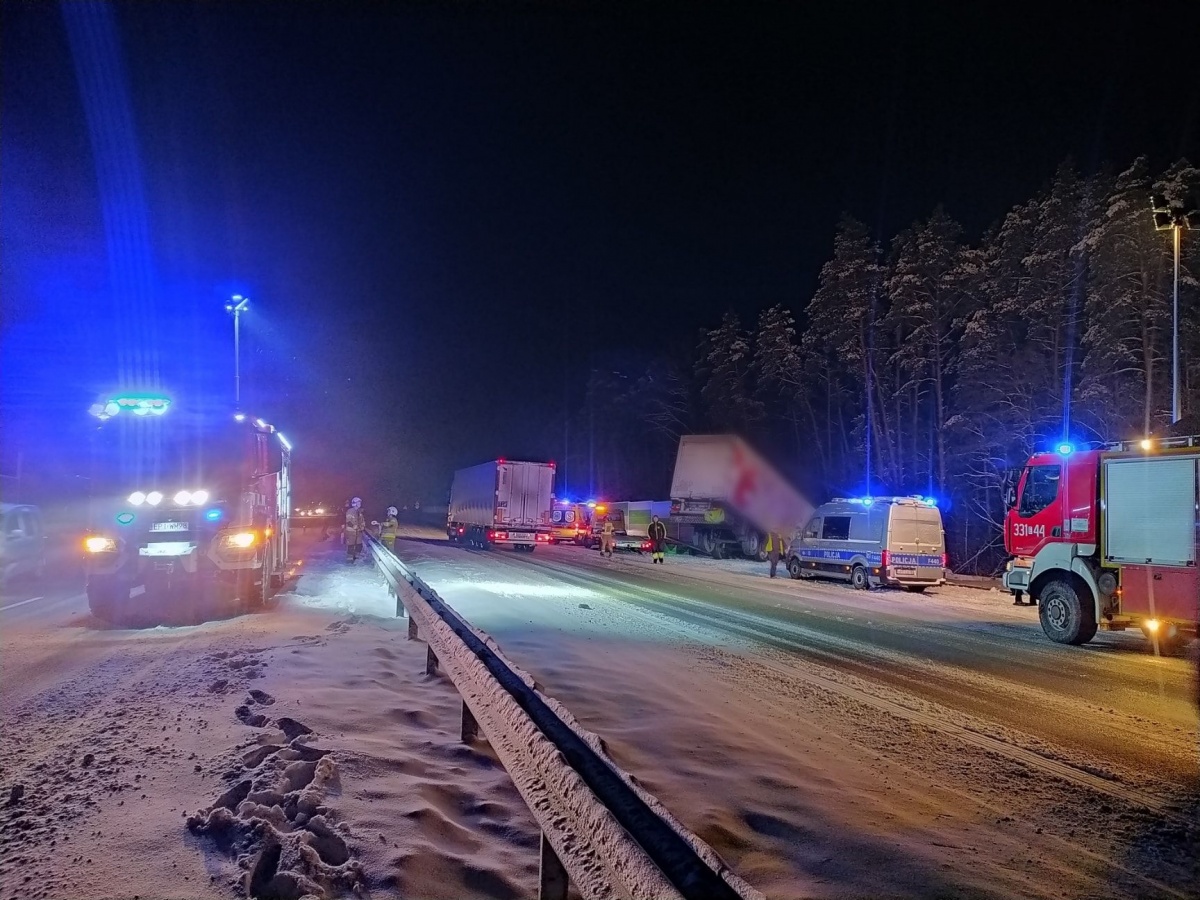 ŚLISKO NA DROGACH! SERIA KOLIZJI NA A1