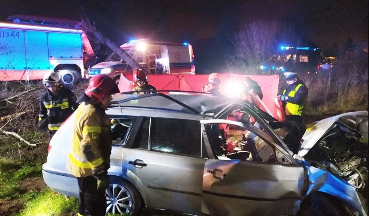 32-LATEK ZGINĄŁ NA MIEJSCU. TRAGICZNY WYPADEK W ZGIERZU