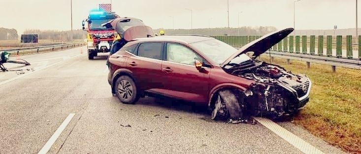 OBYWATEL USA UDERZYŁ W BARIERY. KOLIZJA NA S8