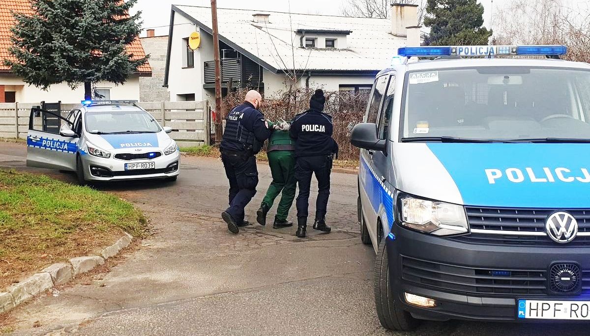 BUNT W ZAKŁADZIE KARNYM, PRÓBA ODBICIA WIĘŹNIA. PADŁY STRZAŁY.... TO TYLKO ĆWICZENIA 
