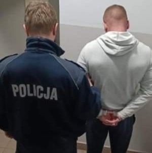 31-LATEK ZATRZYMANY PO SERII WŁAMAŃ W DZIAŁOSZYNIE