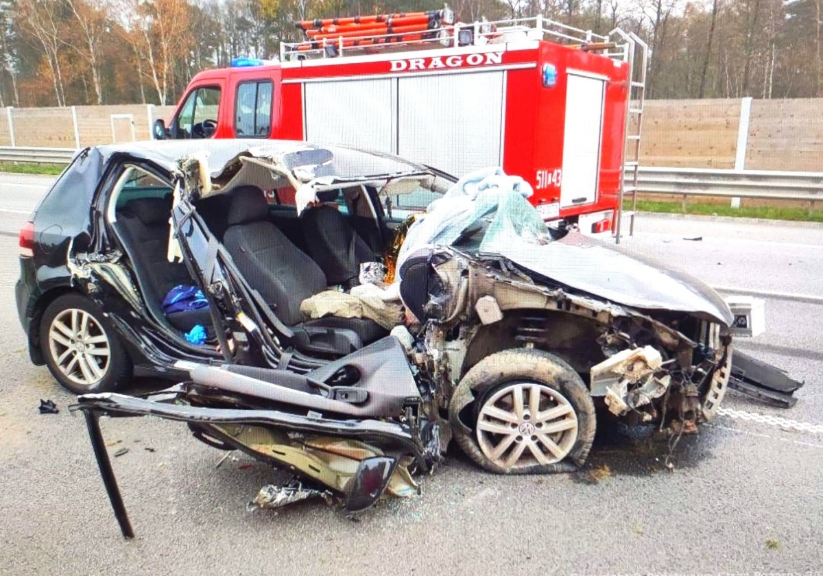 ŚMIERTELNY WYPADEK MIĘDZY RADOMSKIEM A KAMIEŃSKIEM