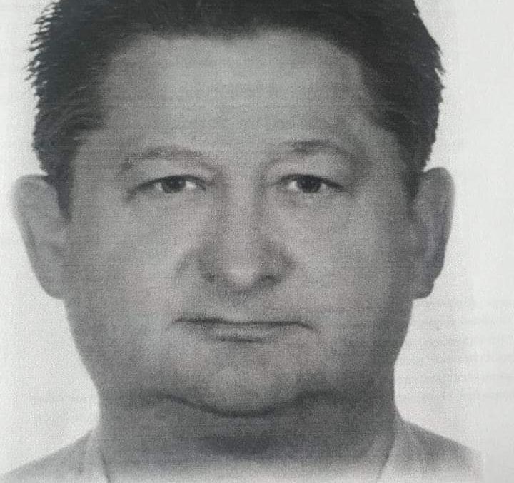 ZAGINĄŁ PIOTR JACKOWSKI Z GMINY RUSIEC. KTOKOLWIEK WIDZIAŁ 53-LATKA PROSZONY JEST O KONTAKT Z POLICJĄ