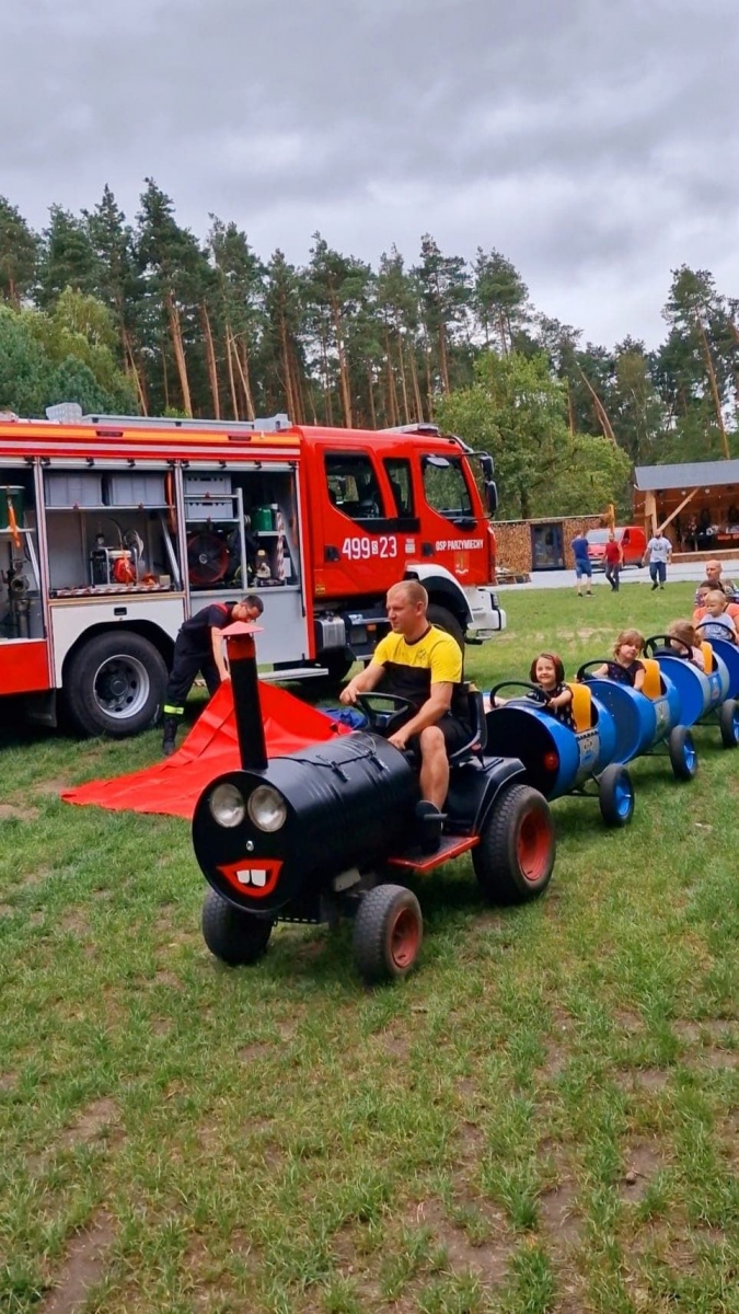 KILKADZIESIĄT TYSIĘCY W JEDNO POPOŁUDNIE