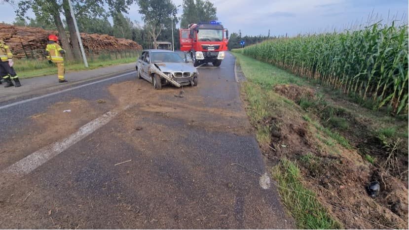 KOLIZJA PRZED SIEDZIBĄ STRAŻY