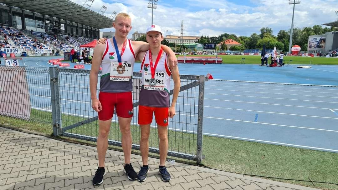 MŁODZI LEKKOATLECI Z MEDALAMI