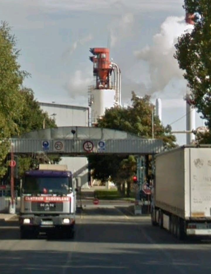 ZAKŁAD W WIERUSZOWIE NA CENZUROWANYM