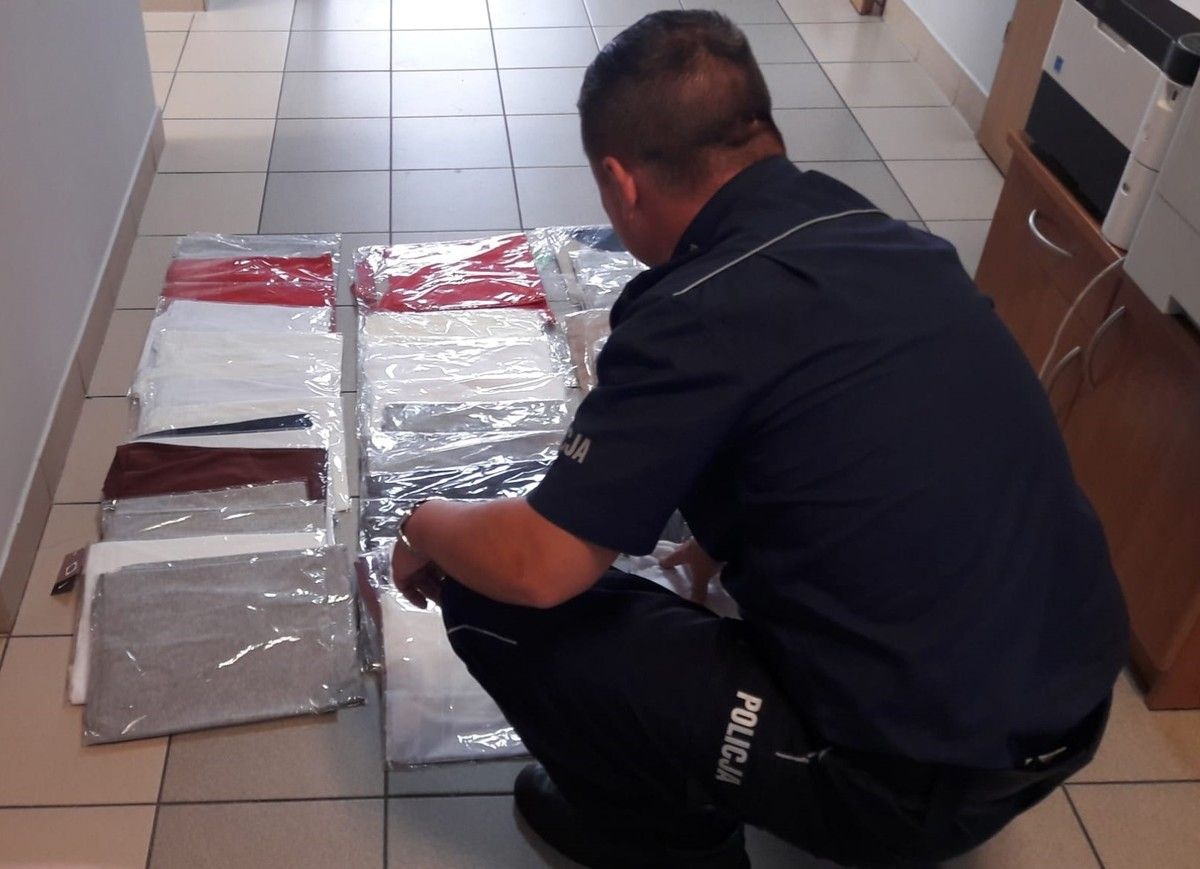 NIEUCZCIWA HANDLARKA CHCIAŁA WZBOGACIĆ SIĘ KOSZTEM ZNANYCH MAREK