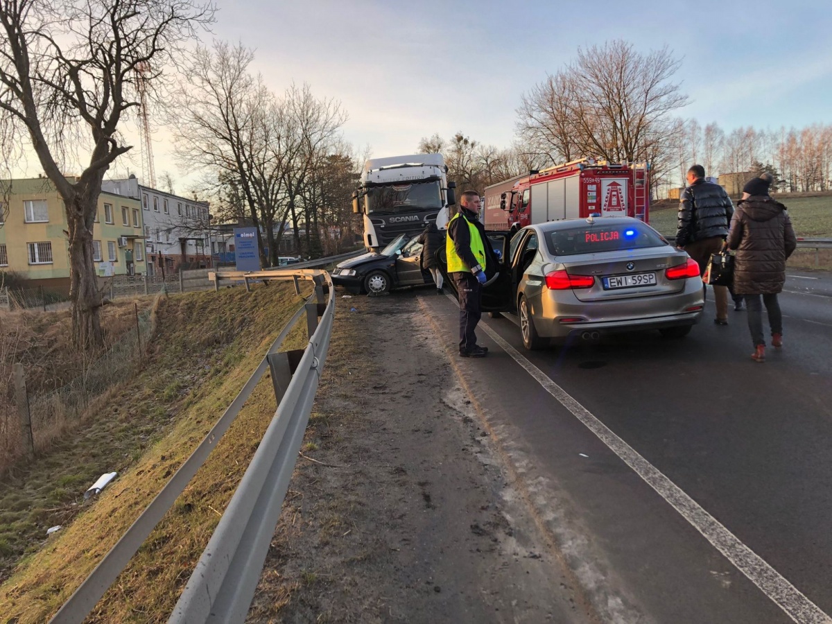 Kierowca osobówki trafił do szpitala