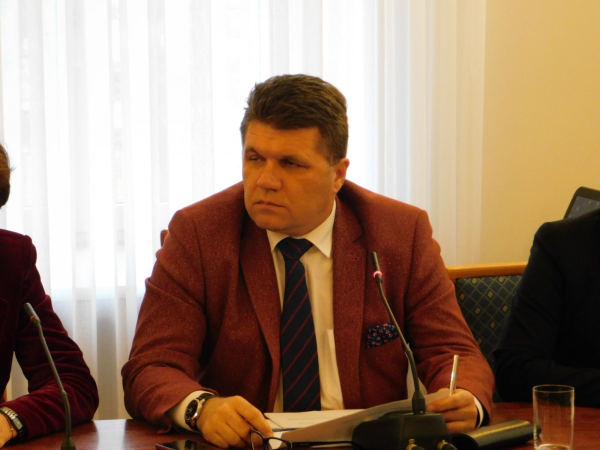 Teraz podnieśli diety a wcześniej podatki