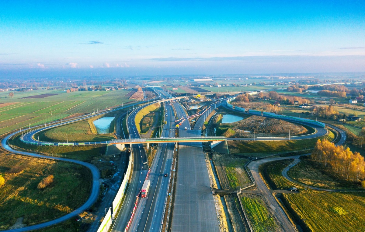 NOWA TRZYPASMÓWKA NA A1 - na odcinku Piotrków Trybunalski-Tuszyn