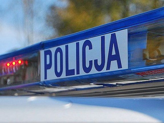 Kompletnie pijany wybrał się do mechanika