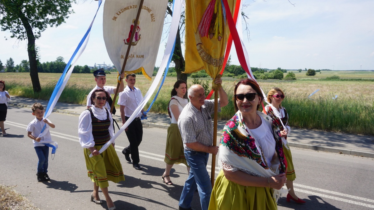 PROCESJA BOŻEGO CIAŁA W STRÓŻY (ZDJĘCIA)