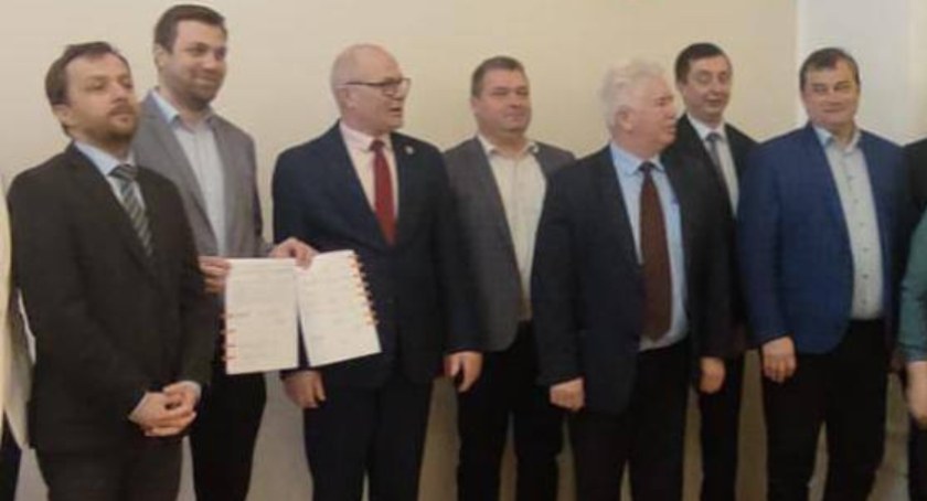 Wójtowie i starostowie - zaglądamy do kieszeni samorządowców z powiatu wieluńskiego