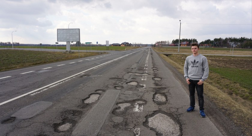 Miesiąc opóźnienia drogowców