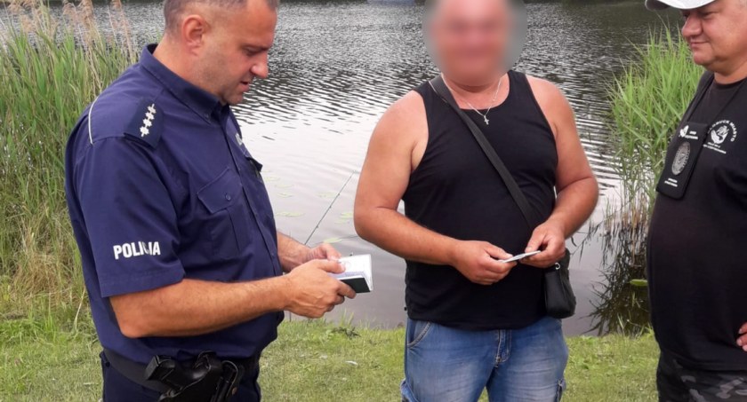 Uwaga wędkarze - Kontrole na zbiornikach wodnych - Nie masz karty, nie łap za wędkę
