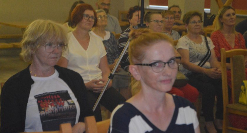 Do Ożarowa zjechało kilkudziesięciu aktorów amatorów 