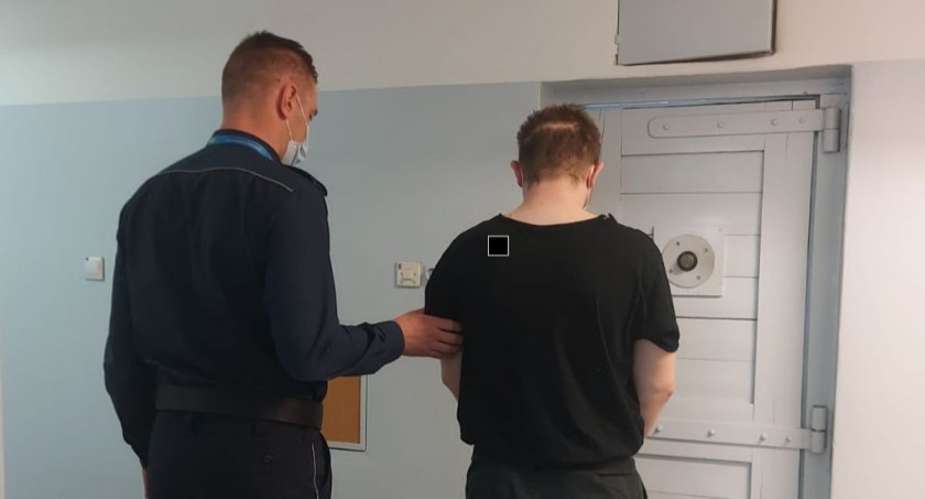 Miał ponad 1 promila. Uciekał przed policją