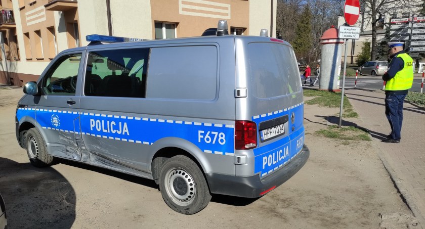 Kolizja z policyjnym radiowozem