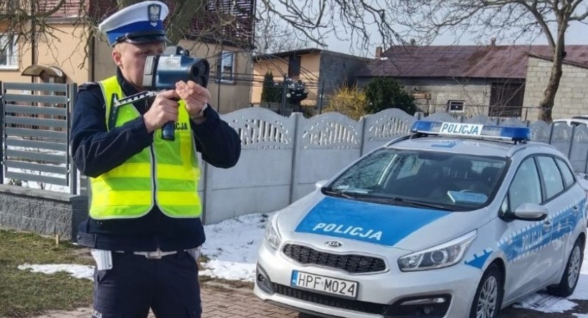 Trzech kierowców straciło prawko