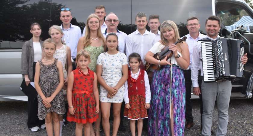 Spotkanie Rodzin Muzykujących w Złoczewie - z rodziną na scenie 