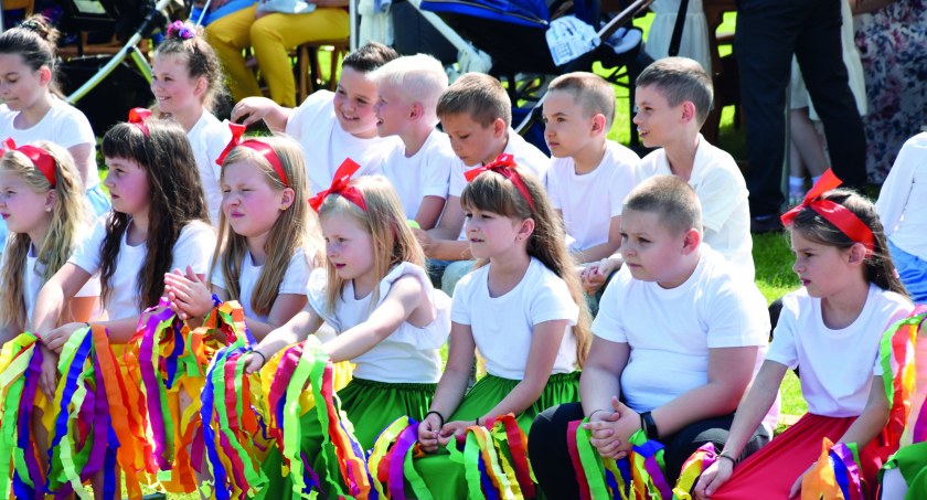 Szkolny festyn na piątkę