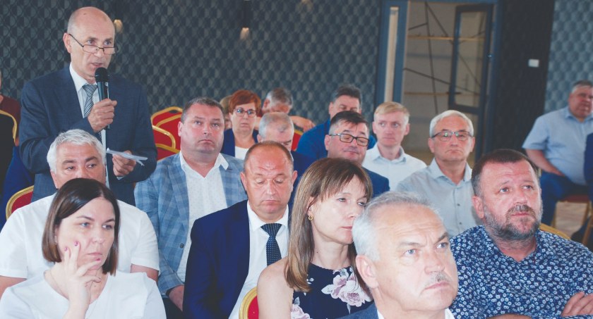 O finansowych problemach samorządów