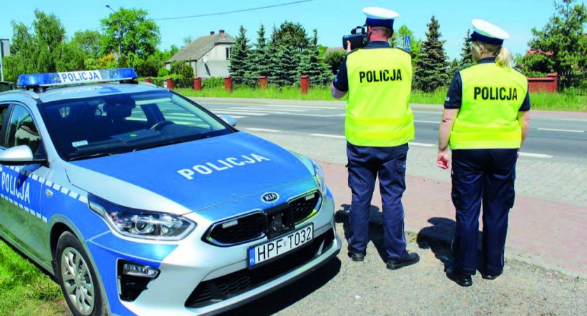 18-latek stracił prawko. Dostał mandat 2500 zł i 10 pkt karnych