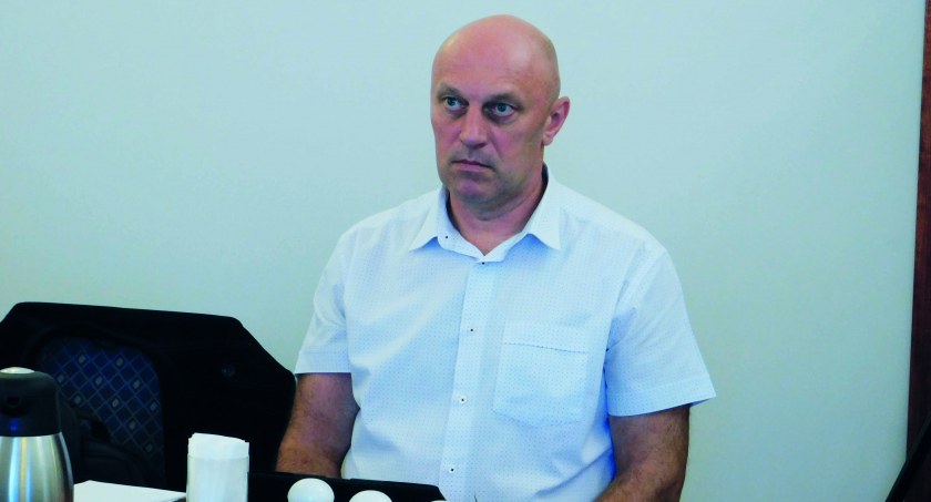 Hala się oddala