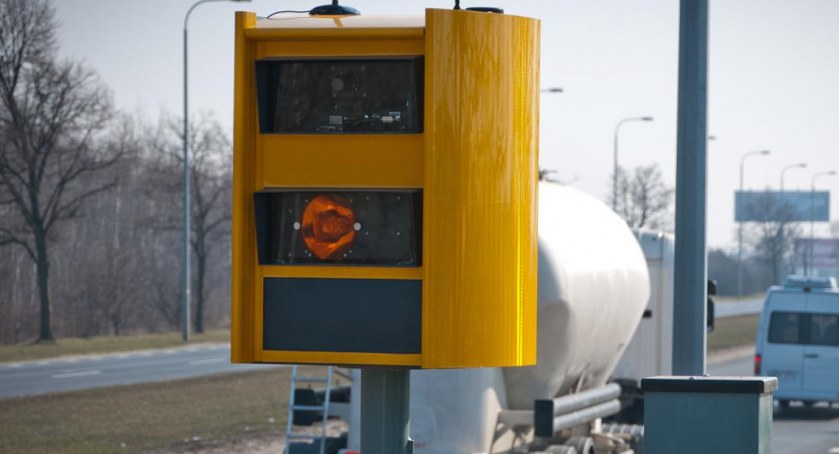 Kierowcy, noga z gazu - w regionie pojawił się nowy fotoradar 