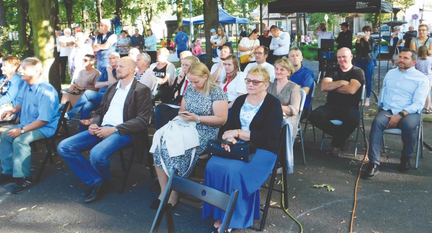 Koncert pod ratuszem